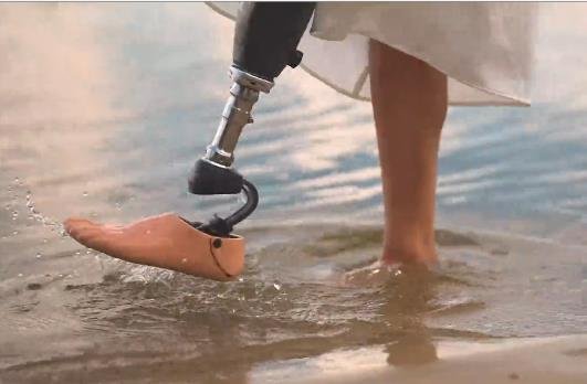 新款碳纤储能徦脚