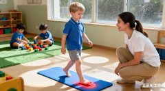 扁平足的危害与防治：科学干预守护步态